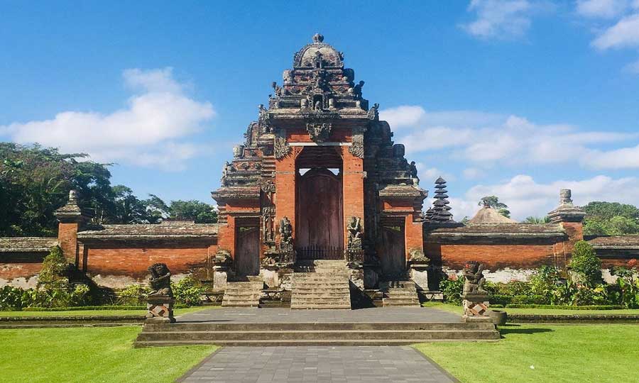 Taman Ayun Temple: Bali’s Cultural Treasure